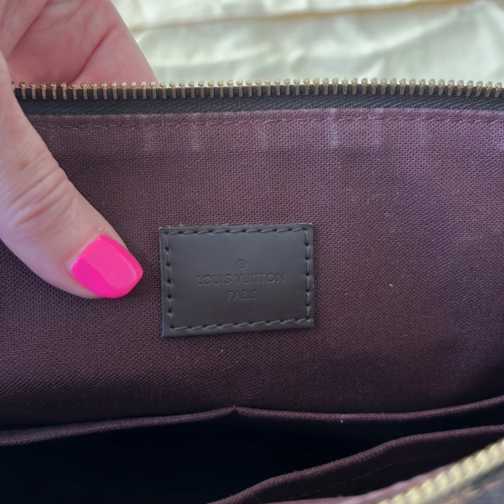 Louis Vuitton Damier Ebene Iena MM - Picture 9 of 17
